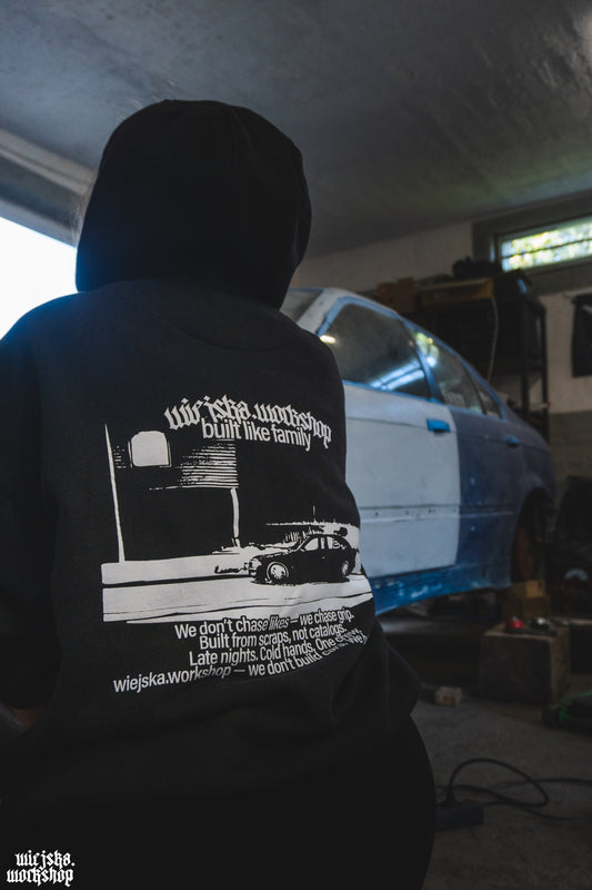 Built like family - Hoodie | PREORDER