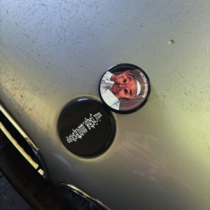 PREORDER - Spinning car emblem | ACCESSORIES