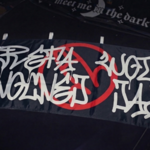 flaga nobori graffiti street banner jdm drift czerwony akcent dekoracja garażu