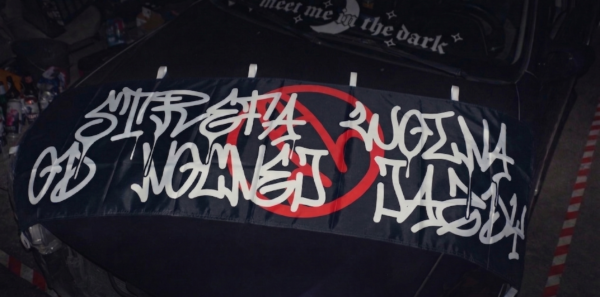 flaga nobori graffiti street banner jdm drift czerwony akcent dekoracja garażu